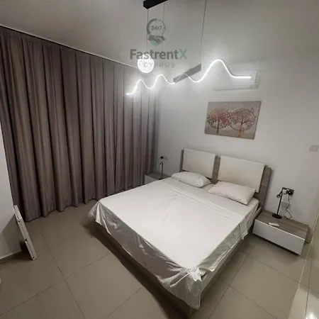 Διαμέρισμα Girne, Luxury Penthouse, Sunset And Sea View Βουνί