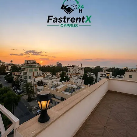Girne, Luxury Penthouse, Sunset And Sea View Διαμέρισμα *